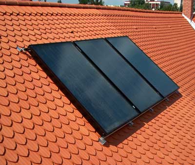 Solar collector on roof
